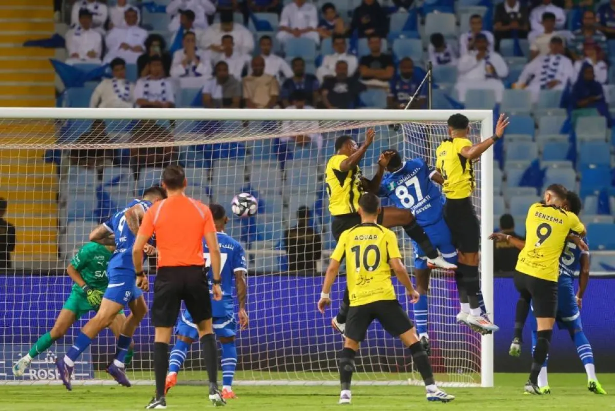 كلاسيكو السعودية: كل ما تريد معرفته عن مواجهة الهلال والاتحاد بث مباشر وموعد اللقاء