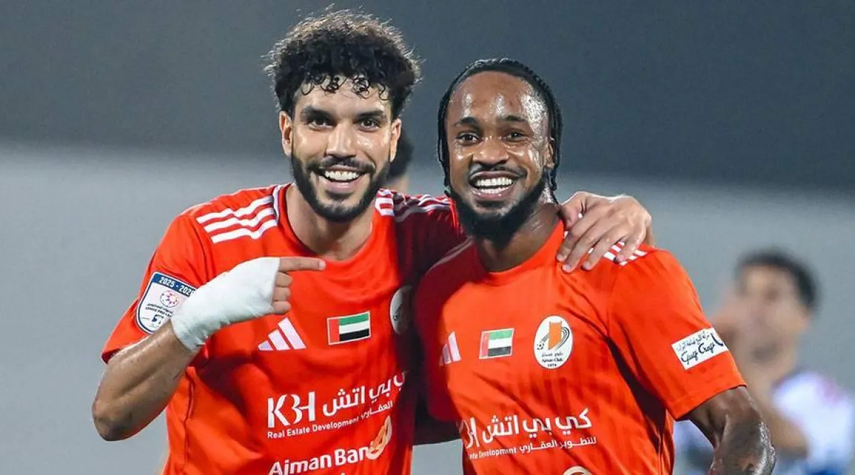 أزارو يتألق ويسجل هاتريك قاتل: عجمان يهزم الشارقة في قمة مثيرة