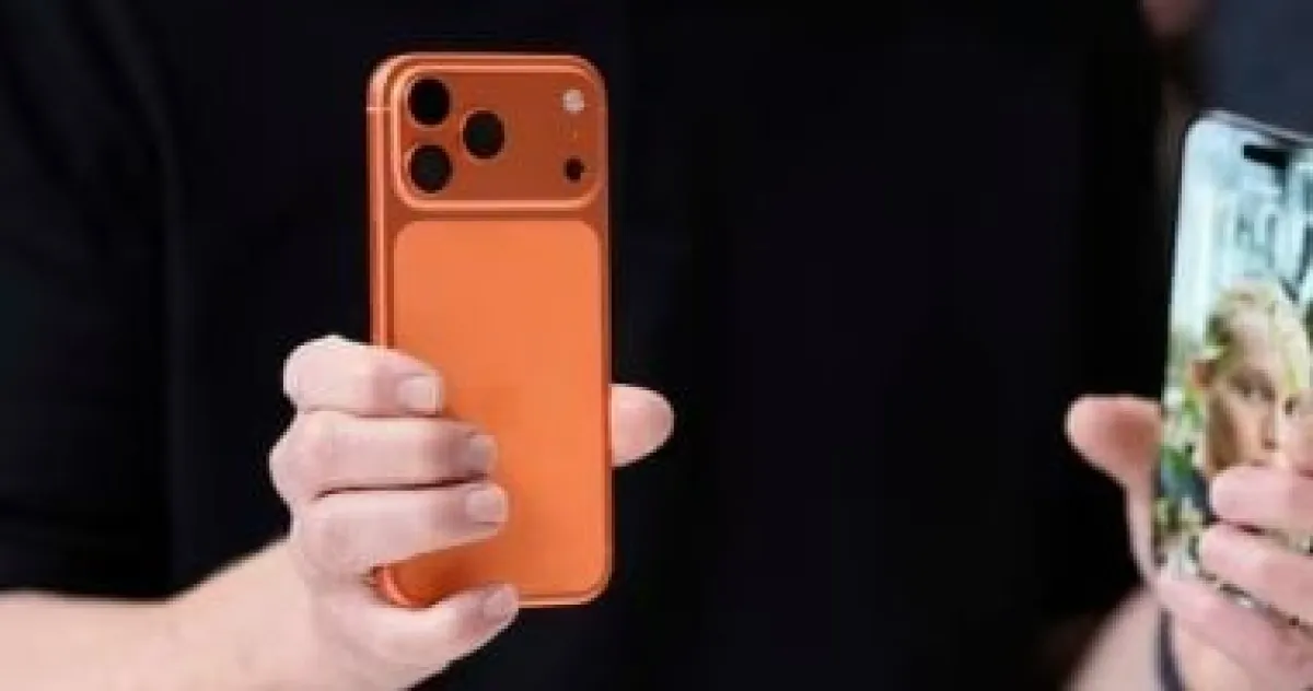 "خلل تقني" يوقع آبل في مأزق: مطالبة غير مقصودة لمستخدمي آيفون بتأكيد العمر