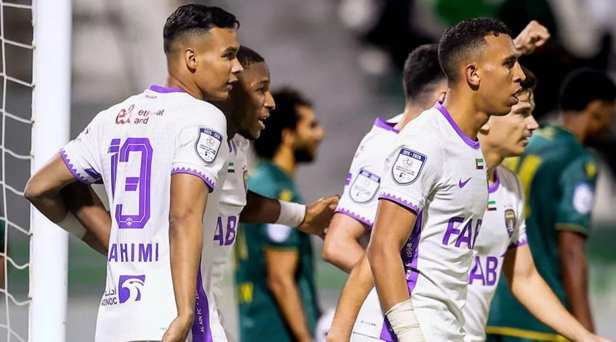 مدرب العين يكشف: لاعبو الفريق بكوا بسبب الظلم التحكيمي بعد الفوز