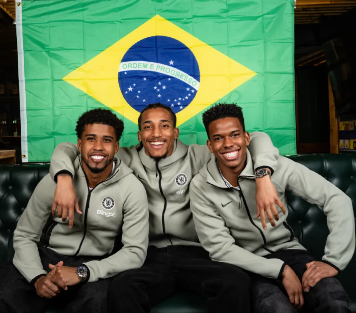 مانشستر سيتي يضع آماله على ثلاثي تشيلسي الشاب أمام أرسنال المتصدر