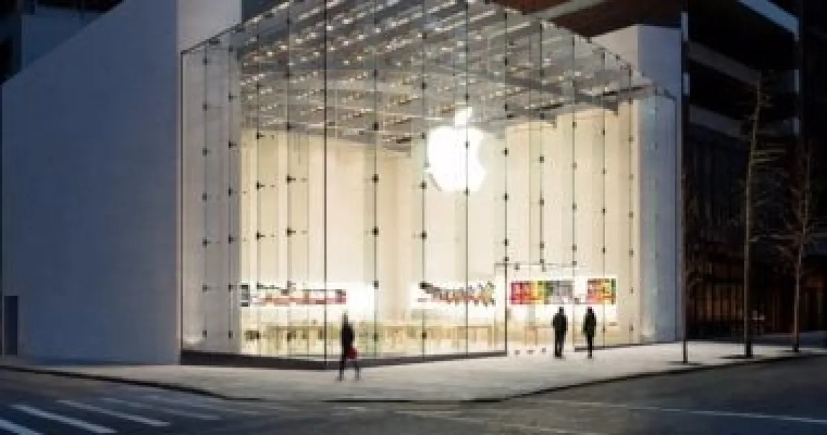 أبل ترفع جاهزية متاجرها لإطلاق منتجات ضخمة قد تتضمن "آيفون 17e" وماك بوك اقتصادي