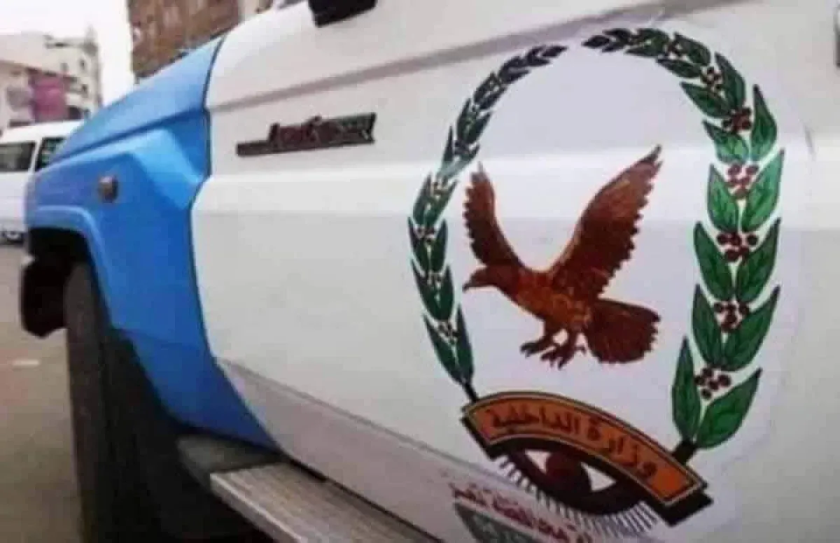 الأمن في تعز ولحج يوقف متورطين في حادثتي اعتداء بالأسلحة البيضاء