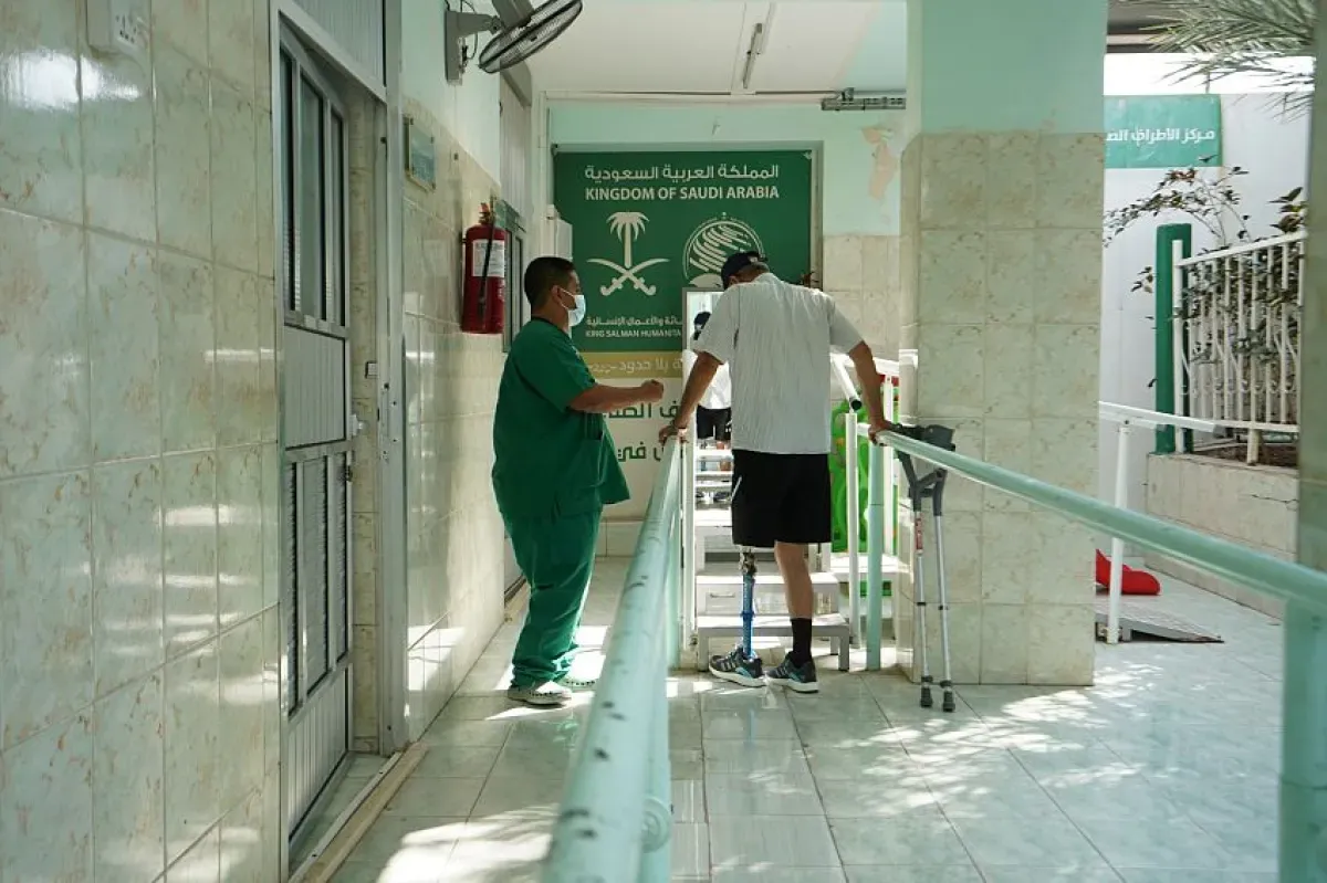 666 مستفيداً من خدمات مركز الأطراف الصناعية والتأهيل في عدن خلال فبراير