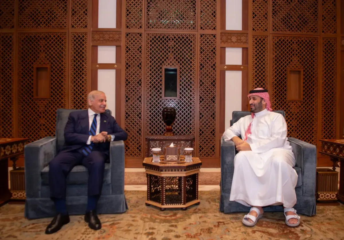 اجتماع سعودي-باكستاني في جدة لبحث التصعيد الإقليمي وتطوير الشراكة