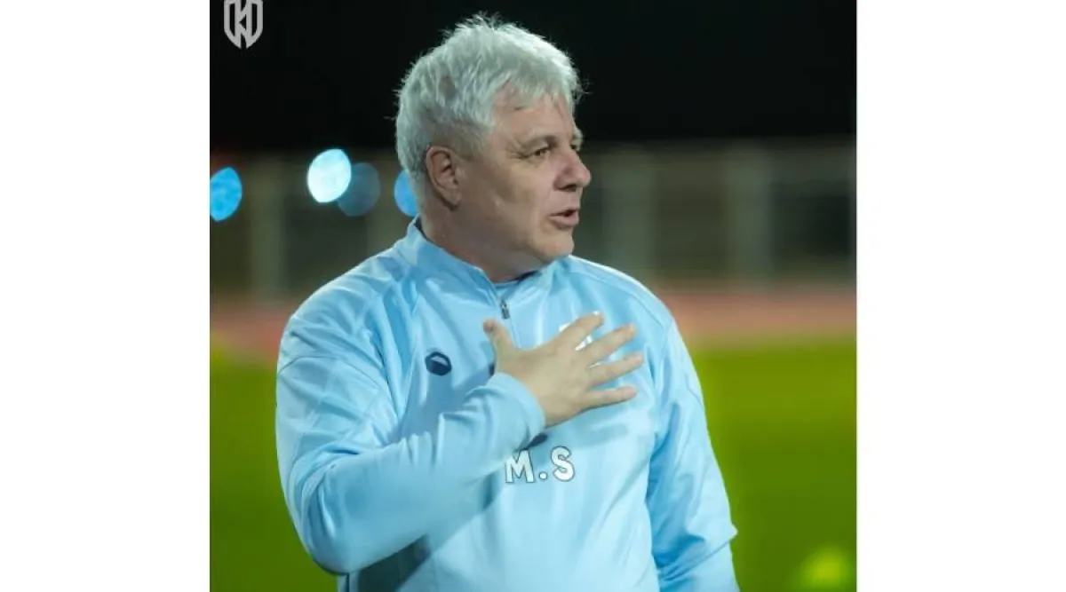 صدمة في دوري روشن: الأخدود يفك ارتباطه بالمدرب سوموديكا بعد 3 أشهر فقط