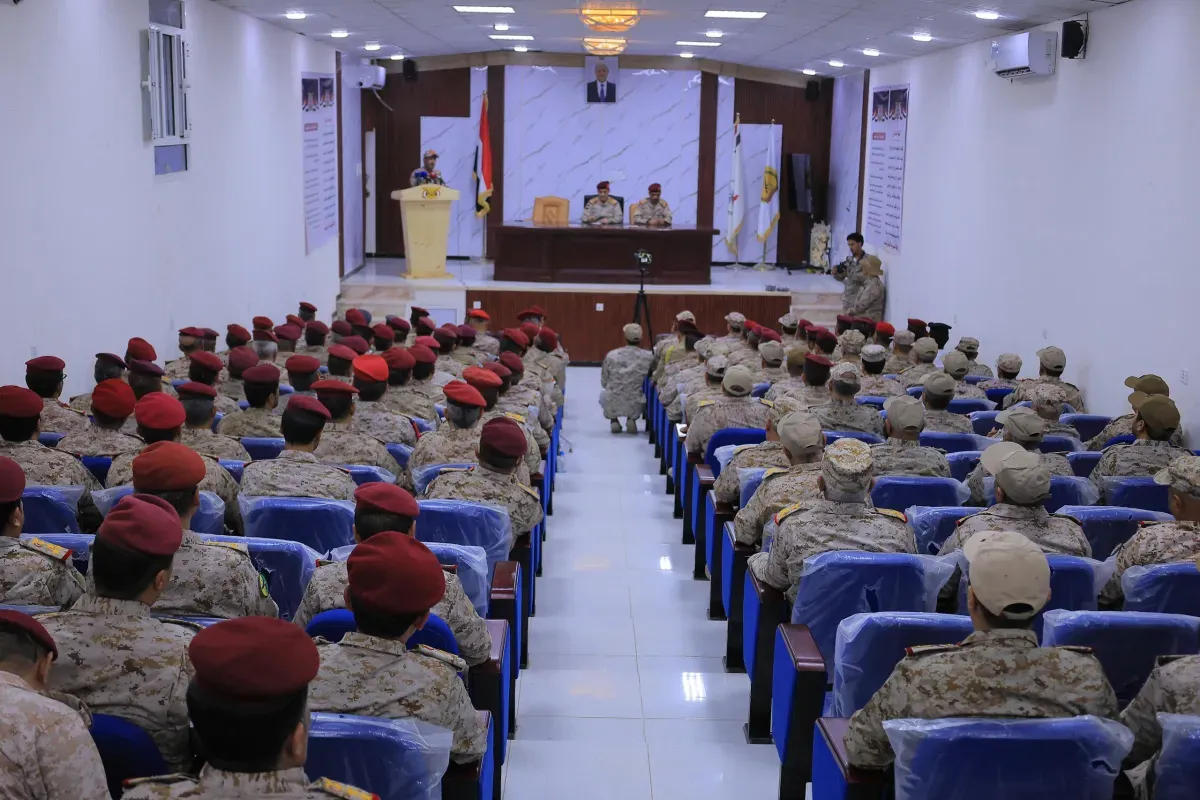 وزير الدفاع اليمني: تحولات إقليمية لصالح اليمن.. دعوة لاستثمارها عسكرياً