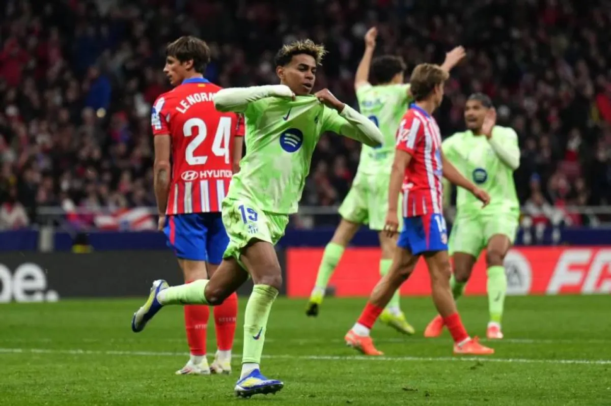 قمة نارية تجمع برشلونة وأتلتيكو مدريد في صراع الصدارة ودوري الأبطال