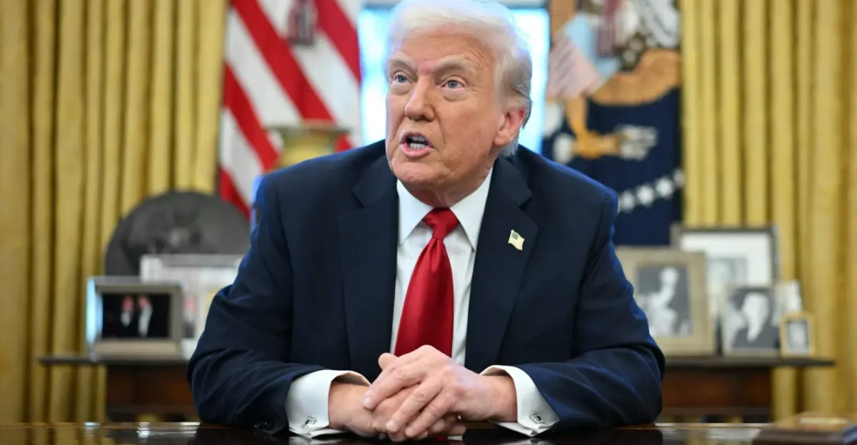 ترامب يلوح بضربات لإيران ومهلة للتوصل لاتفاق