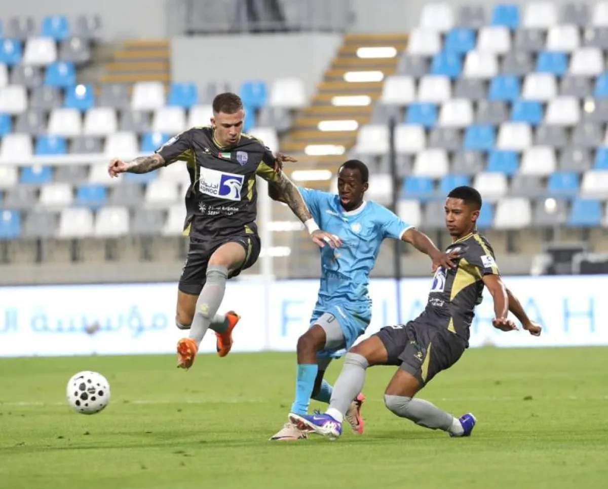 خورفكان يعود للانتصارات بفوز مثير على بني ياس 2-1