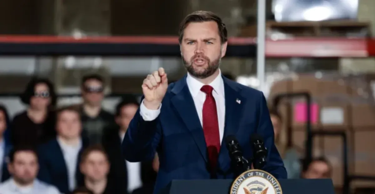 فانس: الهدنة مع إيران "هشة" ووصف المفاوضات بأنها "براعة إيرانية"