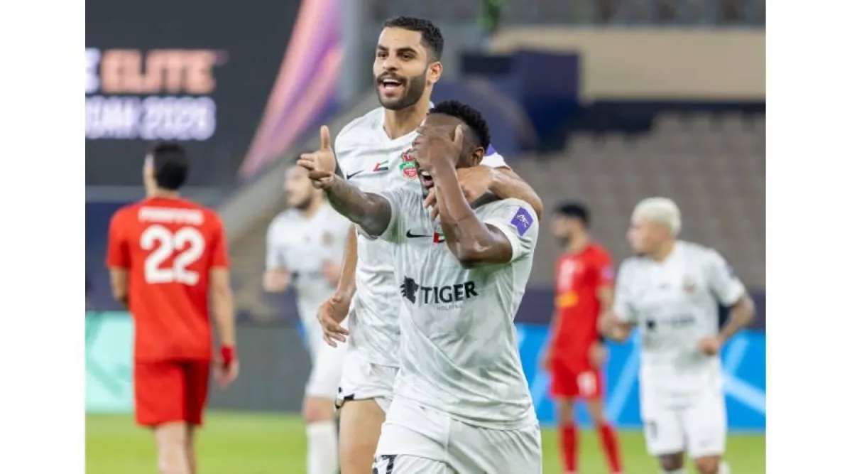 شباب الأهلي يكتسح تراكتور 3-0 ويتأهل لربع نهائي أبطال آسيا