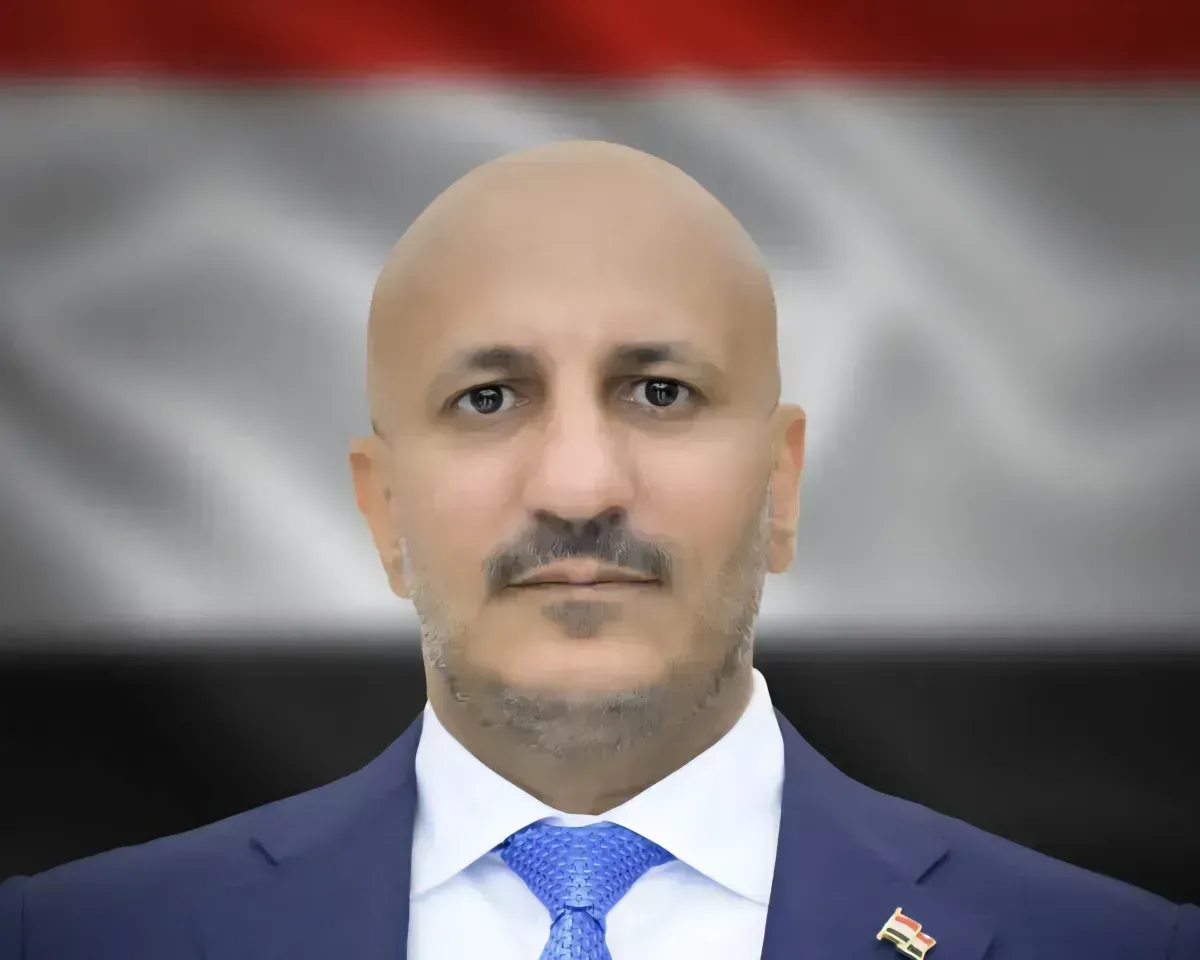 طارق صالح يتبرع بمليار ريال لجرحى مأرب