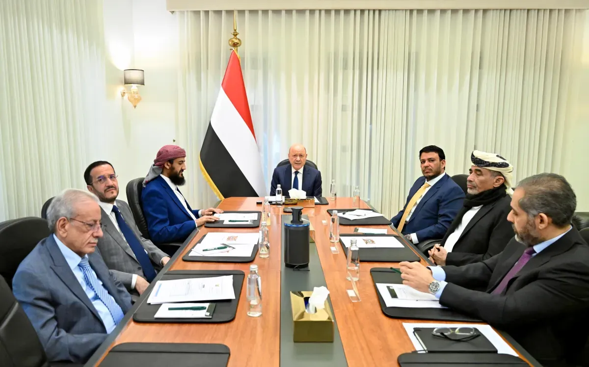 اجتماع مشترك رفيع المستوى في اليمن يبحث استعادة الدولة وتجفيف تمويل الحوثيين